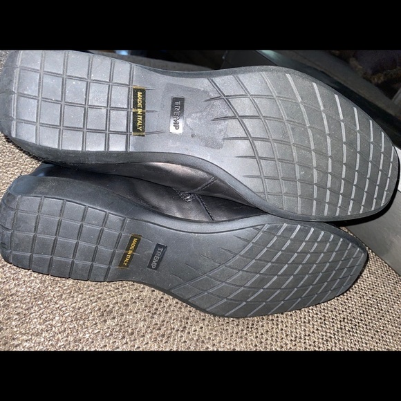 Vintage Saks Fifth Avenue Boots - Picture 5 of 6